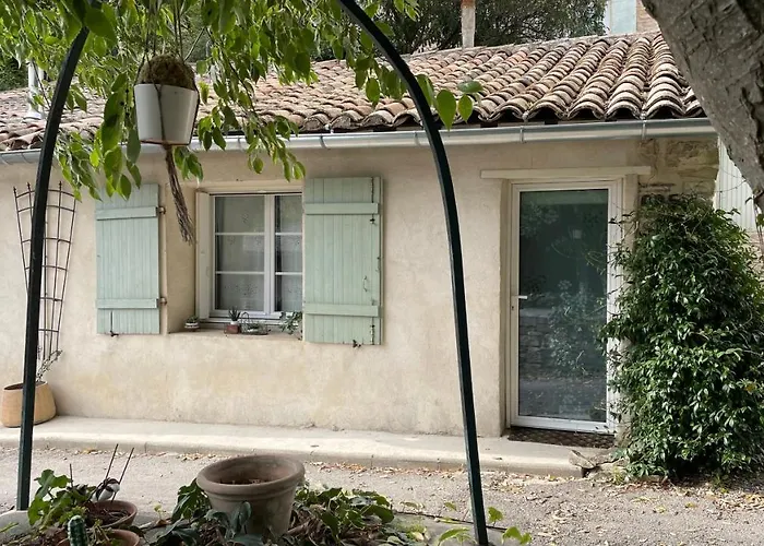 Independante Au Joli Mazet A Idealement Situe Entre La Garrigue Et La 4* נים